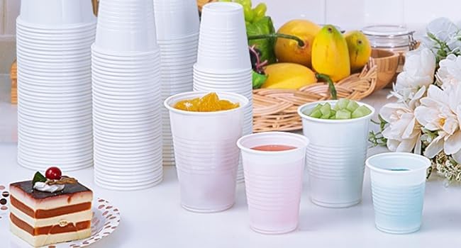 100 WHITE CUPS by WHITE CUPS